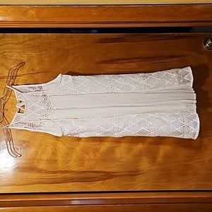 White lined dress